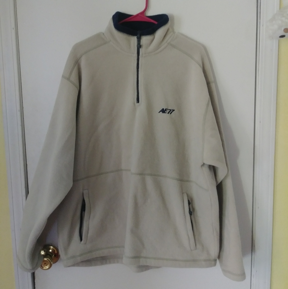 American Eagle Fleece Pullover